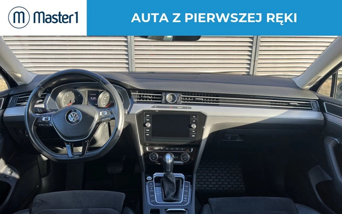 Volkswagen Passat cena 79850 przebieg: 126167, rok produkcji 2018 z Szamocin małe 191